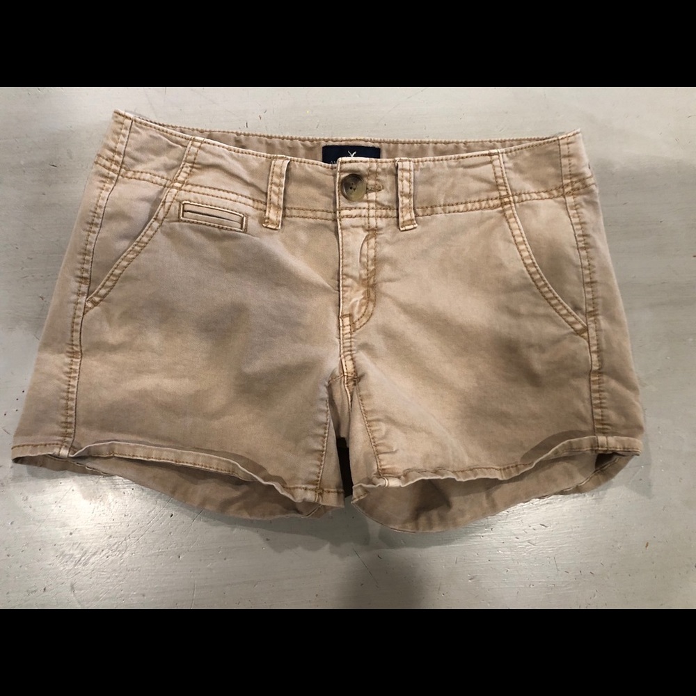 American Eagle khaki shorts